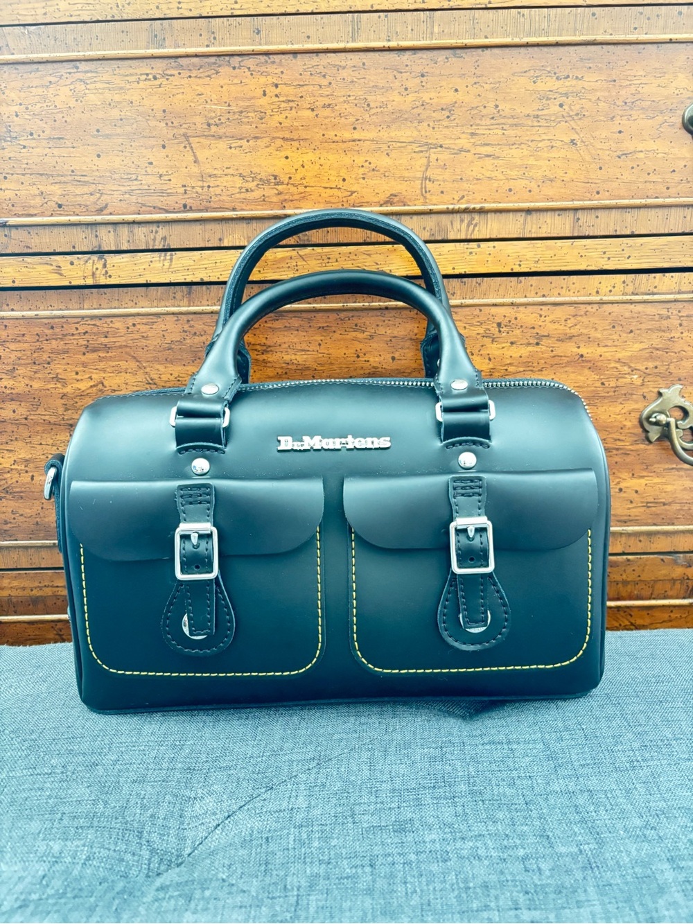 DR. MARTENS TOP HANDLE KIEV LEATHER BLACK SILVER HARDWARE BAG - Picture 5 of 13